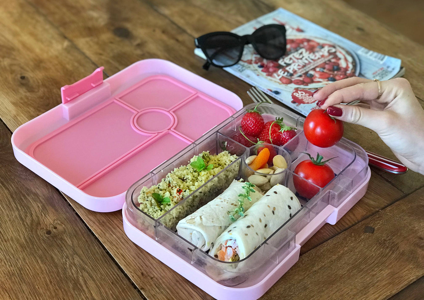 Yumbox - Leakproof Tapas Bento Box( Capri Pink) 5 Compartment