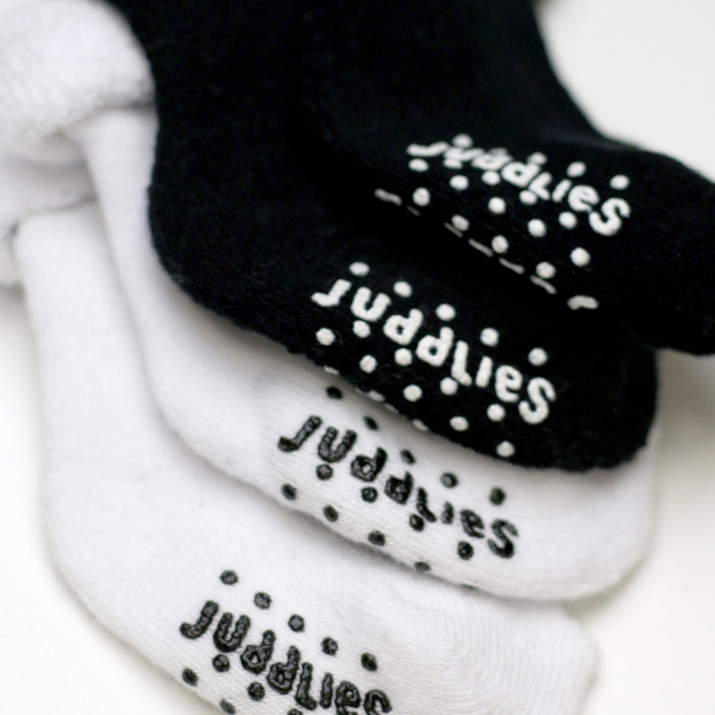 Juddlies - 2Pairs Infant Socks - Black + White