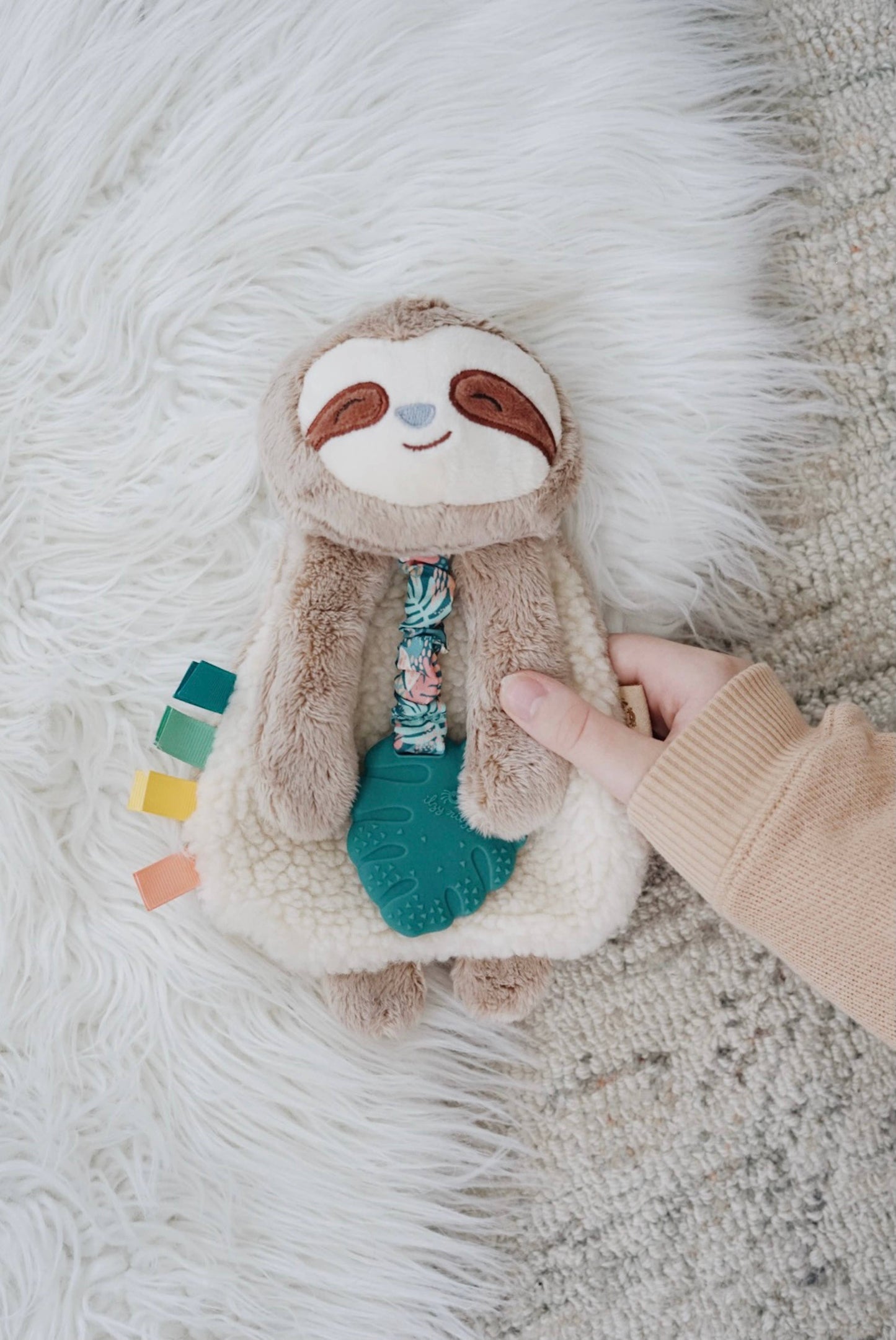 Itzy Ritzy - Itzy Friends Lovey™ Plush: Peyton the Sloth