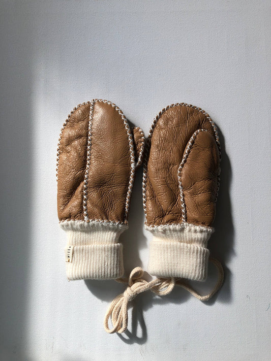 Billy Bamboo - KIDS SHEARING MITTENS: Camel