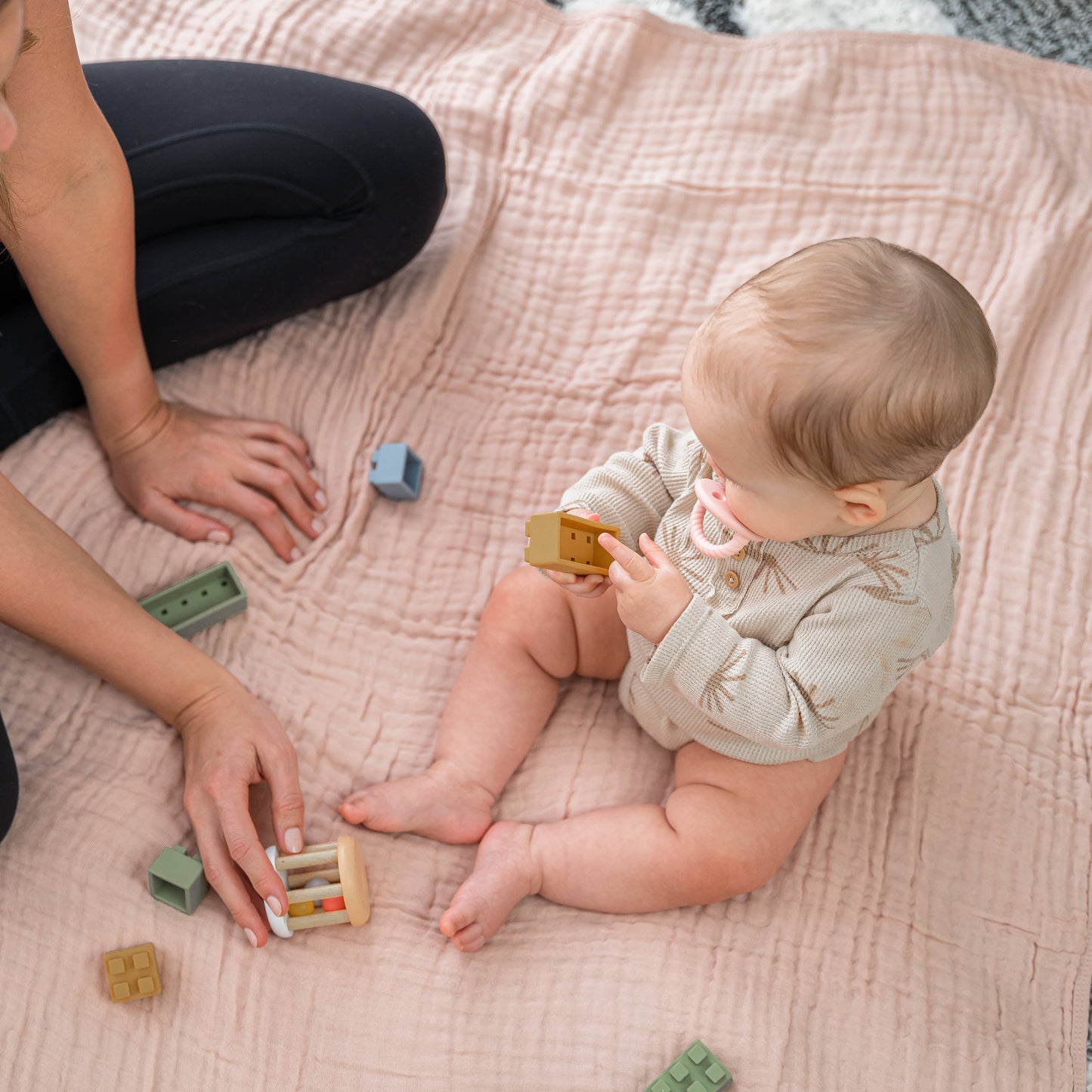 Comfy Cubs - Baby Muslin Cotton Blankets By Comfy Cubs: Blush